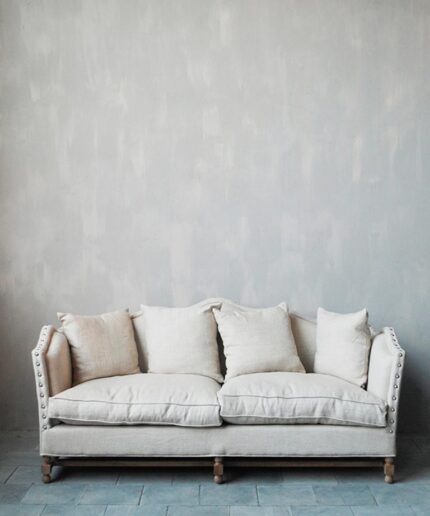 Marie-Antoinette linen sofa