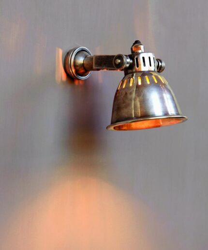 Lampada da parete per ristorante in nichel traforato chehoma 9146