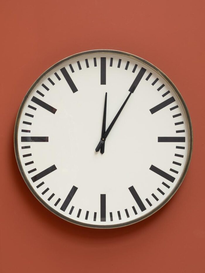 horloge noire et blanche 90cm