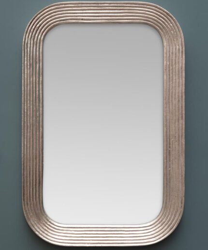 miroir argenté bord arrondi contour ligné