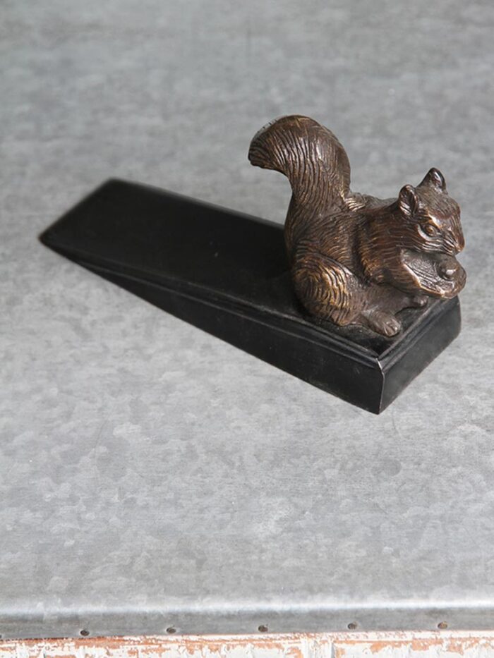 Cale-porte-ecureuil-bronze-chehoma-11326