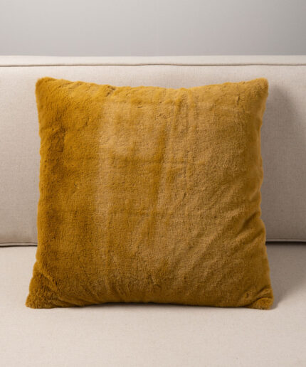 cushion-faux-fur-ochre-chehoma-32269