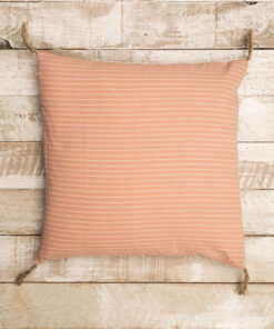 coussin-rose-pale-et-pompons-jute-(abat-jour-inclus)-chehoma-32262