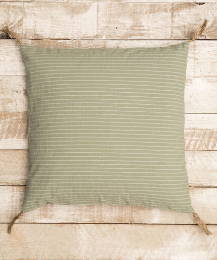 pale-green-cushion-and-jute-pompoms-(lampshade-included)-chehoma-32264