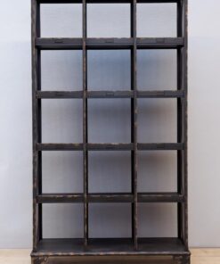 etagere-tri-postal-chehoma-12296