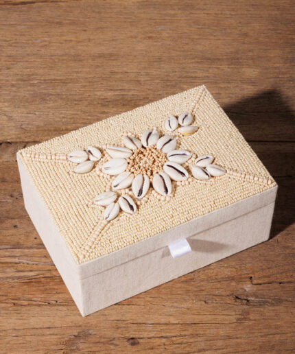 rectangular-box-embroidered-shells-chehoma-38304.jpg
