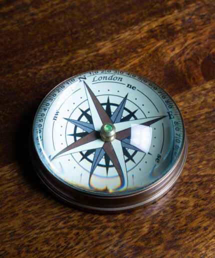kompas-glas-bom-chehoma-36114.jpg