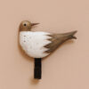 crochet-oiseau-blanc-bois-naturel-chehoma-37049.jpg