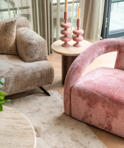 Fauteuil-Dana-rose-Richmond-interiors-S4596-01