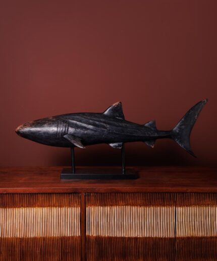 grand-requin-noir-base-metal-chehoma-39270.jpg