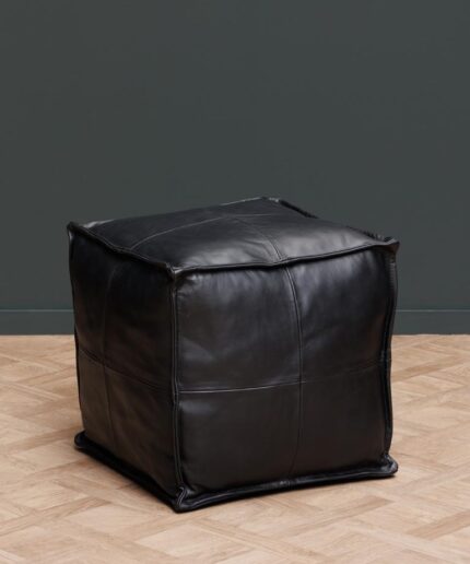 pouf-noir-marceau-chehoma-40079.jpg