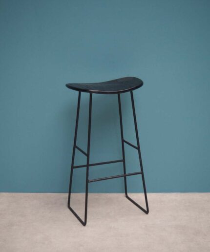 tabouret-de-bar-black-market-chehoma-25149.jpg